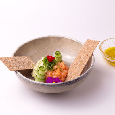 Тар тар из лосося в Кабуки по цене 510