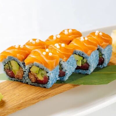 Волга с сомом, лососем и тунцомв Dodici Seafood по цене 1430 ₽