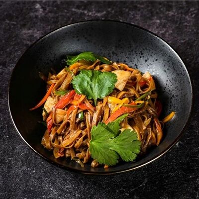 Лапша Wok в соусе терияки в Шурманты по цене 635 ₽