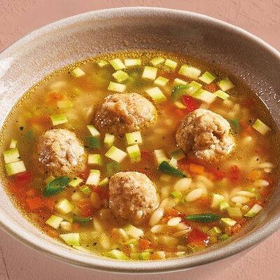 Домашний суп с фрикадельками, пастой ризо и овощами в Pizzarella36 по цене 560 ₽