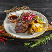 Стейк из конины в ИТЛЕ Стейк-кафе Halal