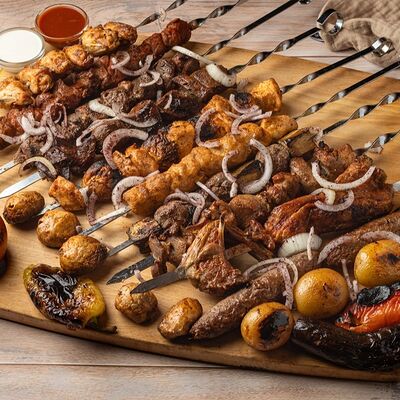 Ассорти на 10 человек в Татевик по цене 8999 ₽