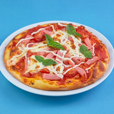 Пицца в Пряности & Радости на Васильевском по цене 390