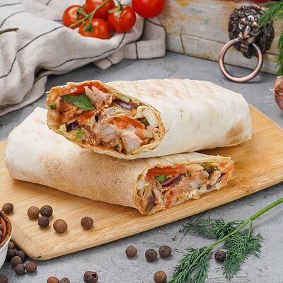 Шаурма с сыром моцарелла в Пекарня по цене 460 ₽