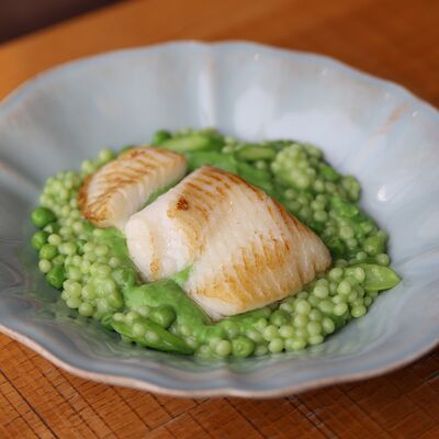 Палтус с птитимом и зелеными овощамив MiraGrill по цене 1320 ₽