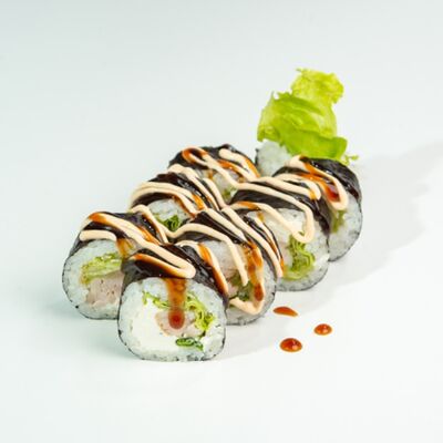 1. Фирменные футомаки с салатом (8 шт.) в ЁБИСАН по цене 689 ₽