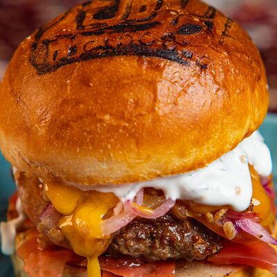 Бургер с бараниной в Ребра по цене 792 ₽