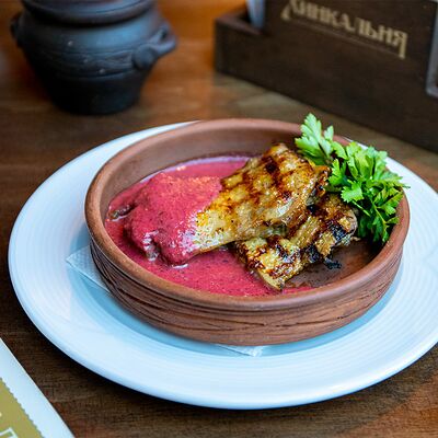 Бедро в ягодном соусе Острое в Хинкальня по цене 24 р.