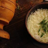 Бульон с куриной лапшой в Мимино