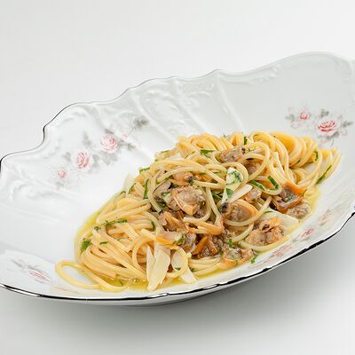 Спагетти Вонголе в Bistrot по цене 2000 ₽