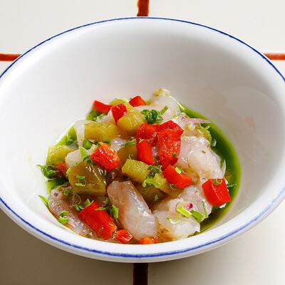 Креветки с маринованным печеным перцемв Rakushka по цене 850 ₽