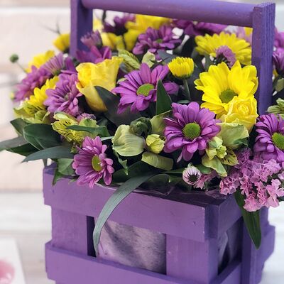 Яркое солнышко в FLORISTICA по цене 3850 ₽