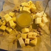 Сырное ассорти в Прохлада