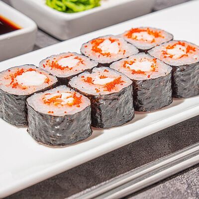 Маки с креветкой и тобико в Rock & Roll Sushi по цене 385 ₽