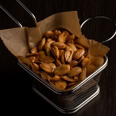 Миндаль жареный в KAIF по цене 450 ₽