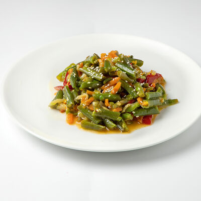 Салат овощной с фасолью в Dobro кофе по цене 390 ₽