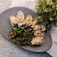 Мидии в неополитанском соусе в Regatta