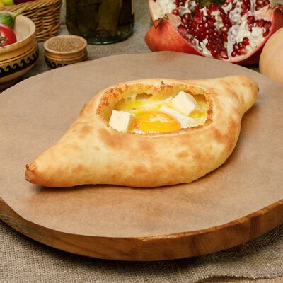 Лодочка по-аджарски в Шашлычный дворик по цене 420 ₽