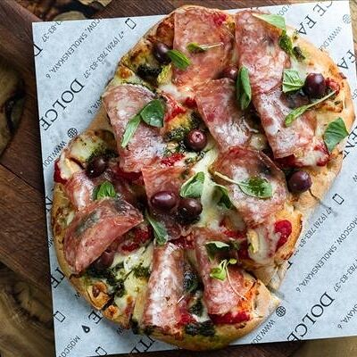 Салями милано с камамбером и песто в Dolce Far Niente по цене 1100 ₽