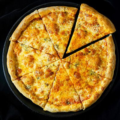 Пицца 4 Сыра в Temple pizza по цене 790 ₽