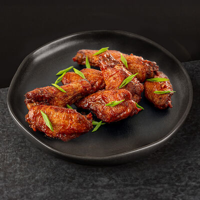 Крылышки BBQ в Secret Kitchen по цене 510 ₽
