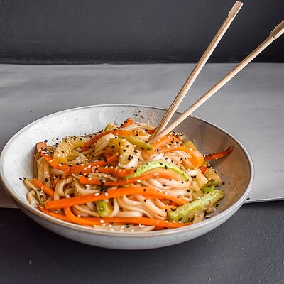 Вок с овощами в Суши Кото по цене 438 ₽