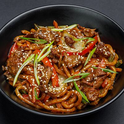 Лапша с говядиной в перечном соусе в ARIG по цене 930 ₽