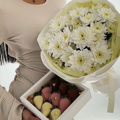 Комбо-набор №3 в Клубника по цене 4990 ₽