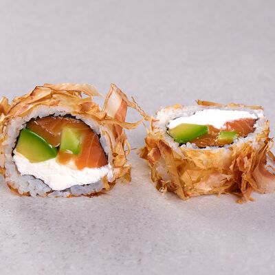 Ролл Бонито с лососем в Токио по цене 37 р.