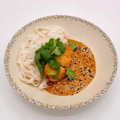 Лапша карри с хрустящим цыпленком в I’m Thankful for Today по цене 720 ₽