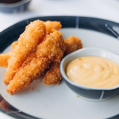 Креветки-темпура с соусом манго-чили в Sava по цене 650 ₽