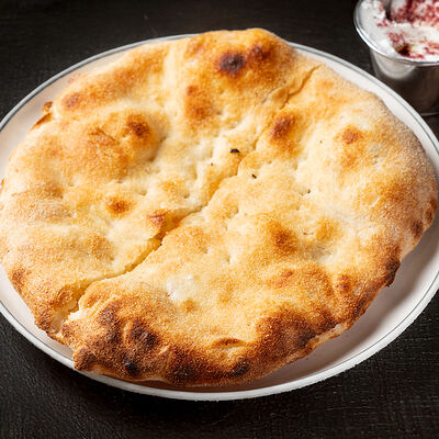 Лепёшка с лабне в Dacha restaurant по цене 340 ₽