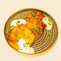 Драники со сметанойв Zavarka coffee