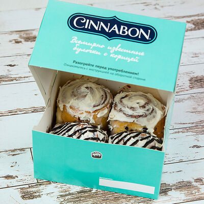 4 булочки ассорти 2 синнабон и 2 шокобон в Cinnabon по цене 1115 ₽