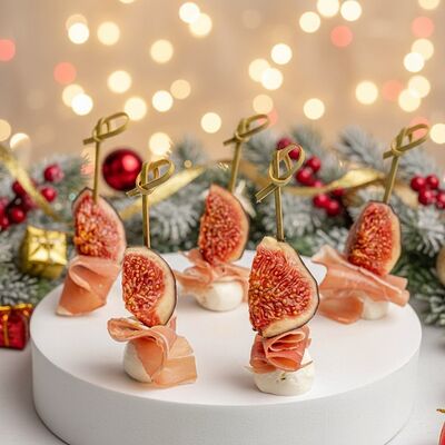 Канапе из инжира, пармской ветчины и мини-моцареллы 20 штук в KanapeFest по цене 3390 ₽