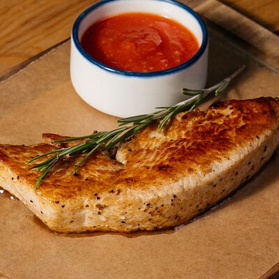 Стейк из индейки в Cream Soda по цене 890 ₽