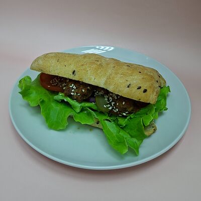 Чиабатта с жареной индейкой в соусе терияки в Круассан Дорэ по цене 340 ₽