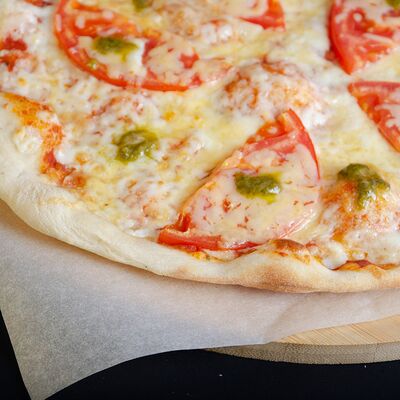 Пицца Маргарита в Ваф и Раф по цене 450 ₽