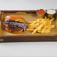 Бургер с рваной говядиной в Фабрика