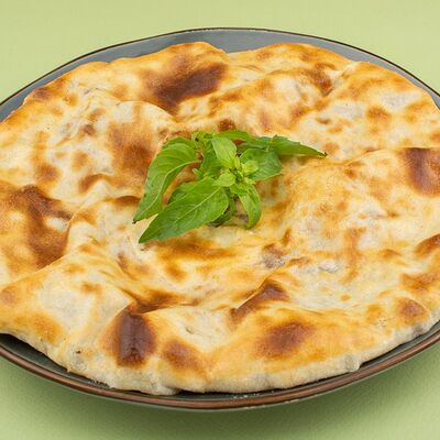 Грузинский пирог с говядиной в Усадьба по цене 415 ₽