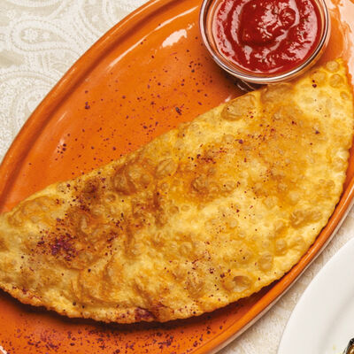 Чебуреки с мясом в Царский двор по цене 290 ₽