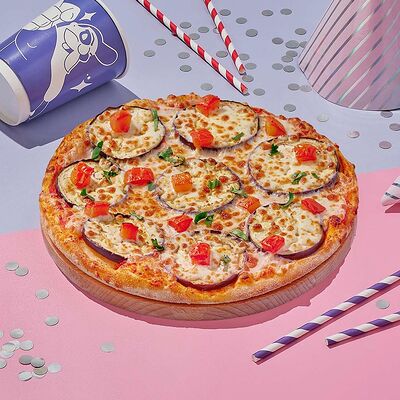 Пицца Баклажановая 24 см в Dostaевский по цене 550 ₽