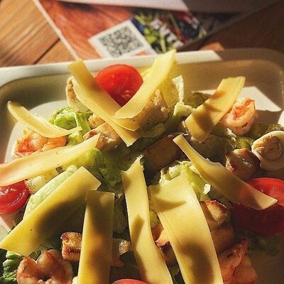 Цезарь Сан в Икра по цене 590 ₽