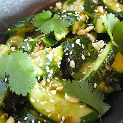 Битые огурцы в Смоки-паб Станция по цене 580 ₽