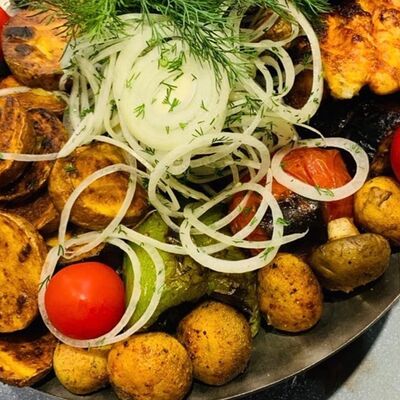 Шашлык ассорти в Триумф по цене 4000 ₽