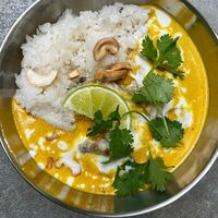 Баттер чикен масала в Umami Kitchen's