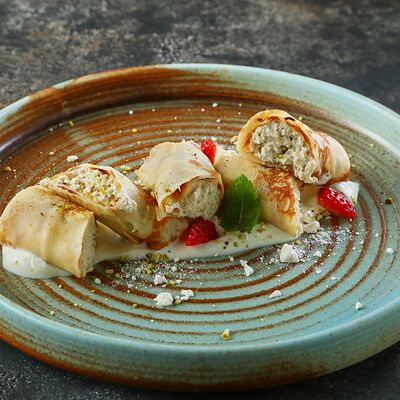 Блинчики с творогом и фисташковой крошкой в ЛарисуВаннуХочу по цене 290