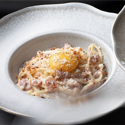 Спагетти Карбонара в BEERMAN&Schlitz по цене 590 ₽