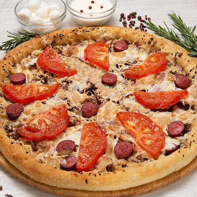 Пицца Обжора в Смайлик Pizza по цене 665 ₽