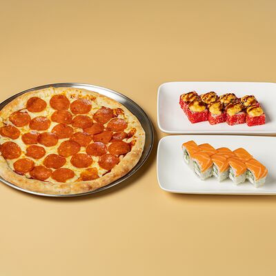 Сет Кино Домино в Журавль в небе Халяль по цене 2050 ₽